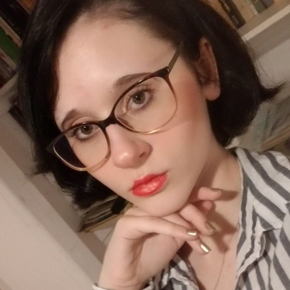 Meet your Posher, Rachel - Picture 1 of 1